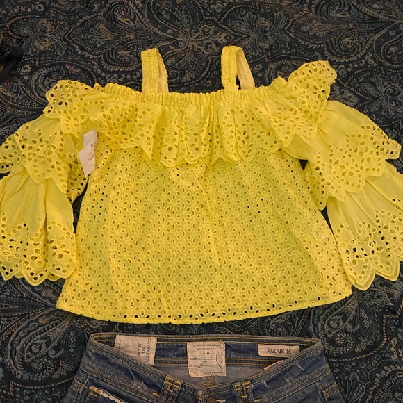 Nwt Endless rose women’s yellow top. Sz.Xs - Picture 2 of 4